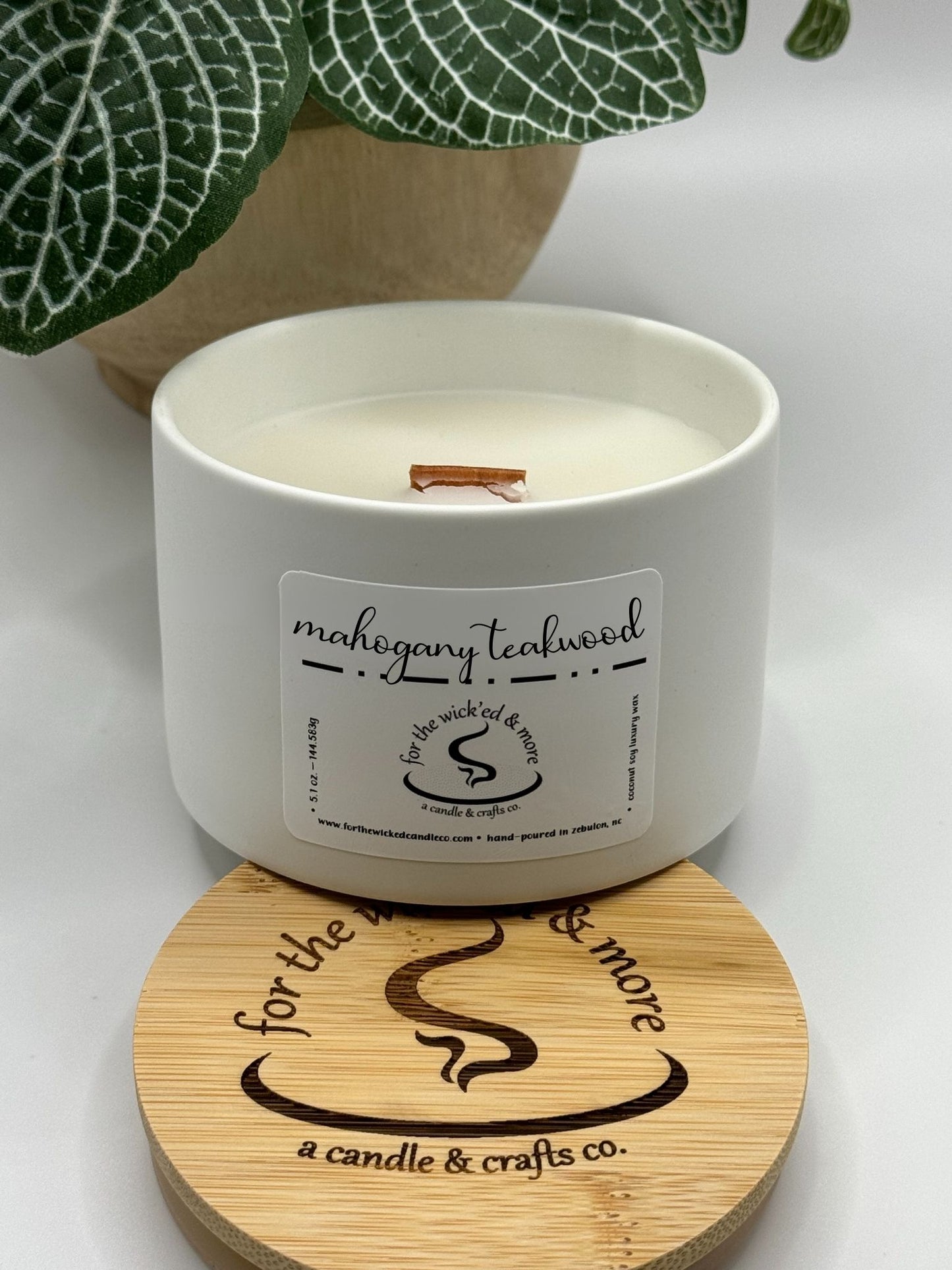 Mahogany Teakwood 5.1 oz. Candle